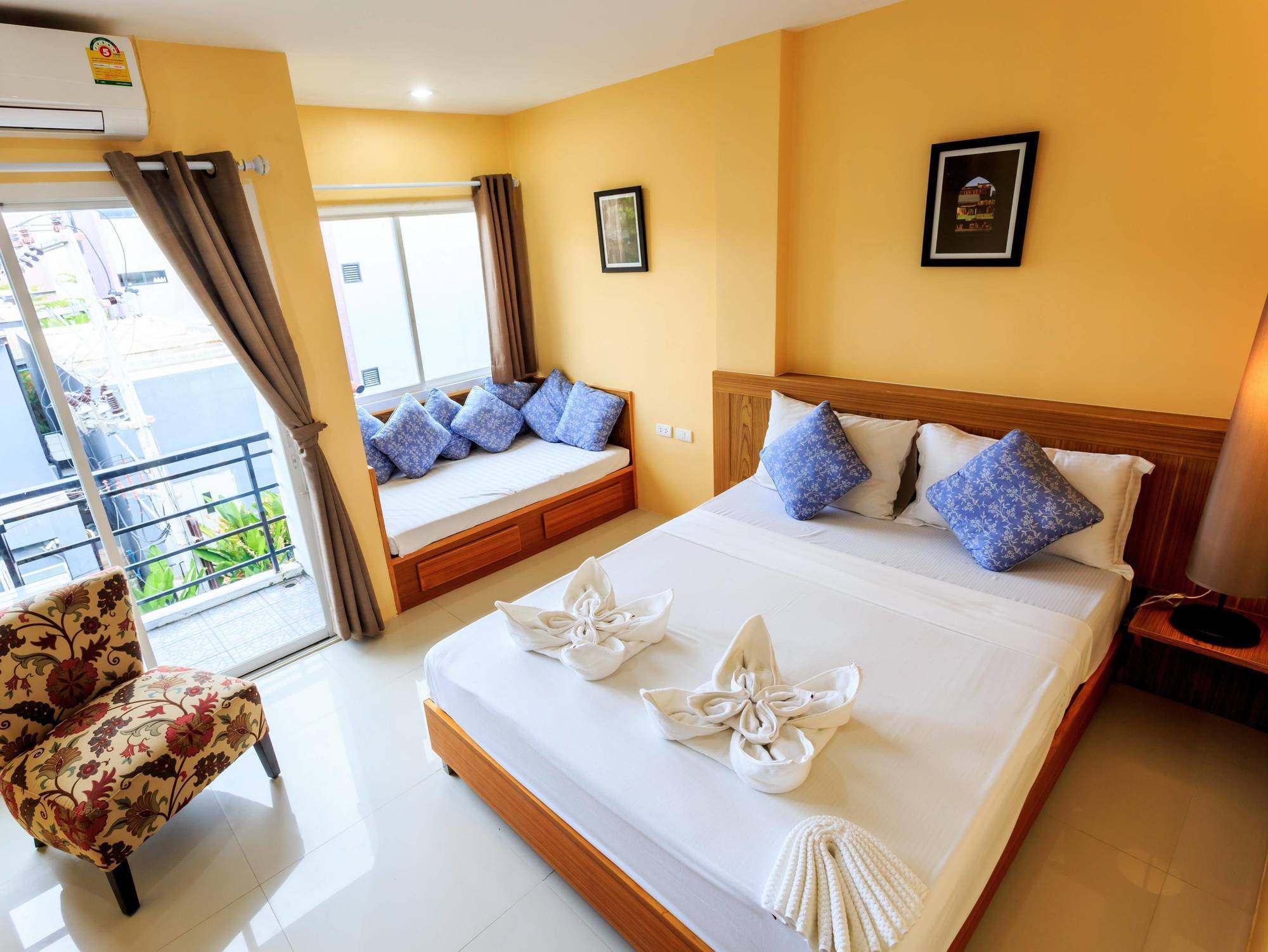Patong Marina Hotel By Lofty Εξωτερικό φωτογραφία